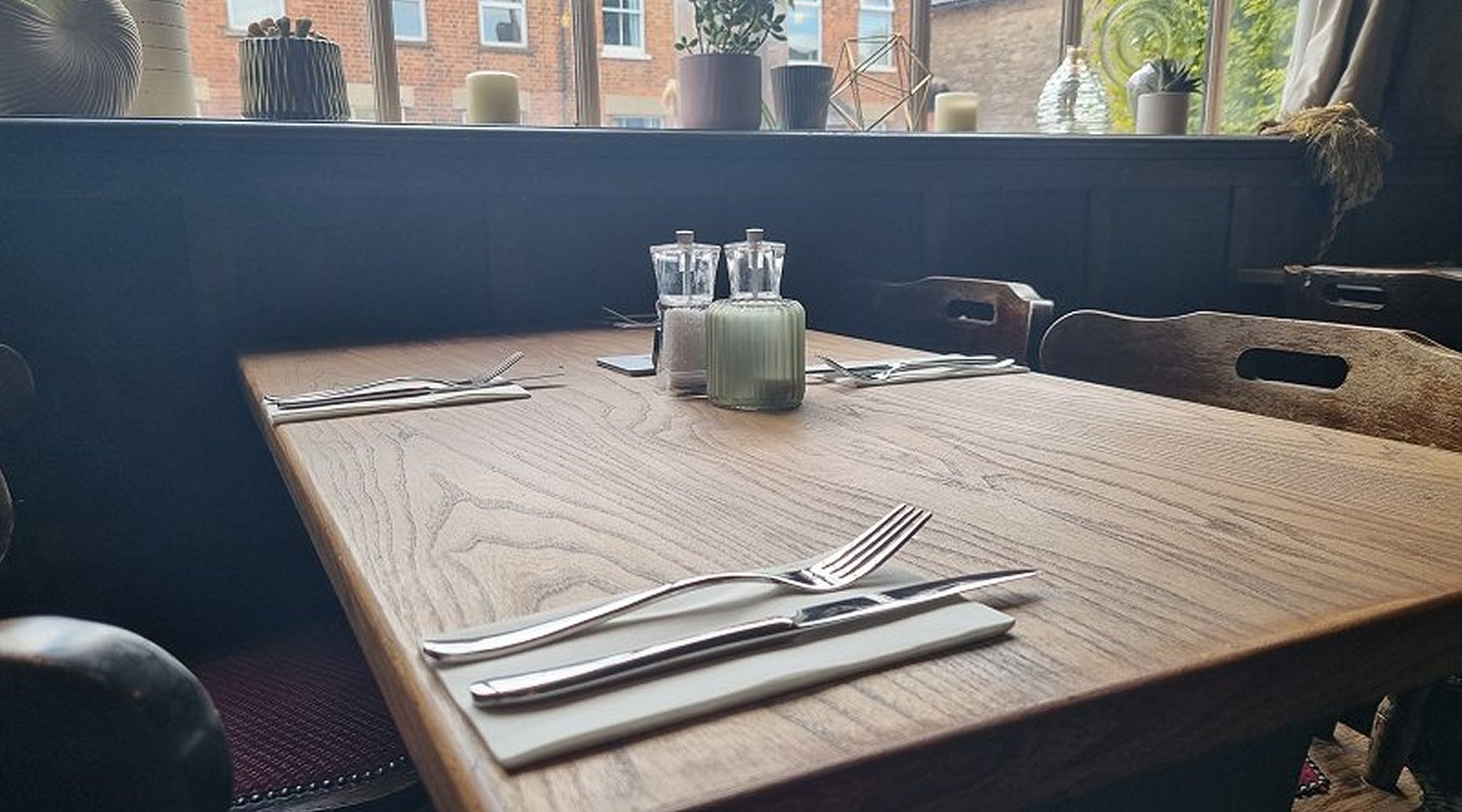 Pub Food | The Bees Knees Pub Cirencester